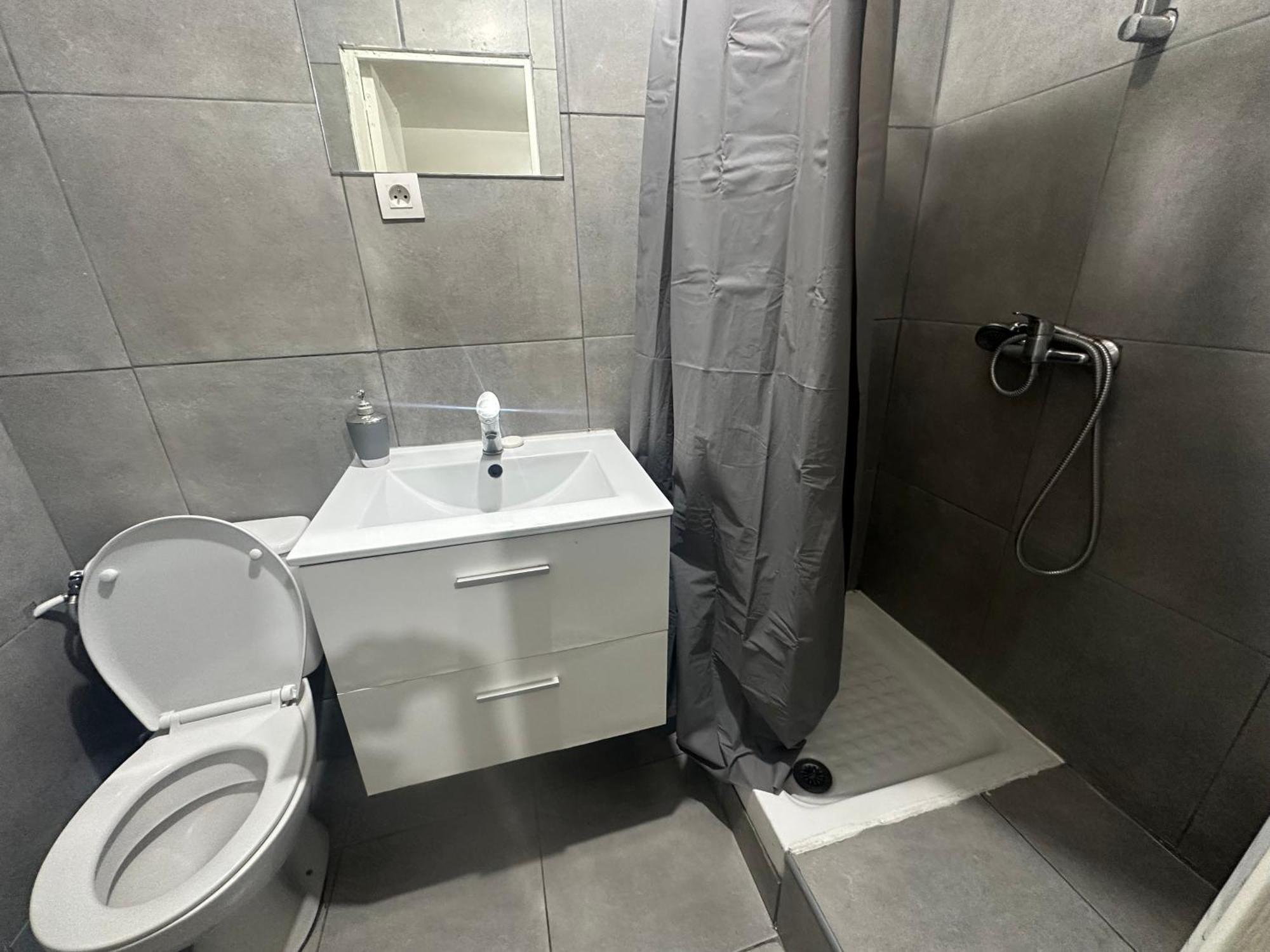 Appartement Jolie Clichy エクステリア 写真